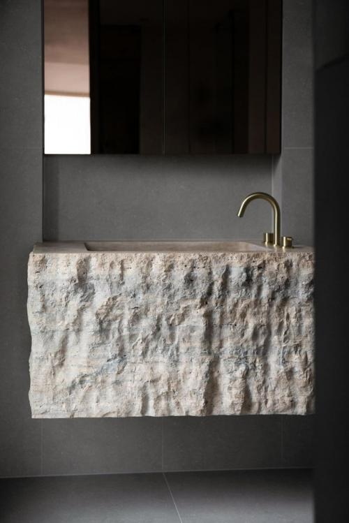 Отдых среди природы - с видом на холмы и цветущие деревья. 06