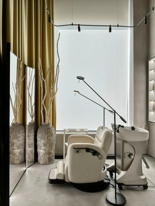 Visage Concept - это бьюти - пространство нового формата, где шопинг сочетается с атмосферой уюта и отдыха. 05