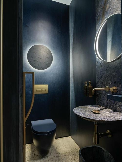 Этнические мотивы и минимализм объединились в интерьере ресторана татарской кухни в Казани. 01