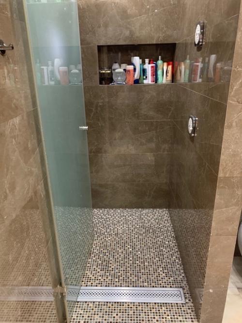 В продолжении моей кухни (был пост дня четыре назад) показываю вам свою ванную комнату. 09