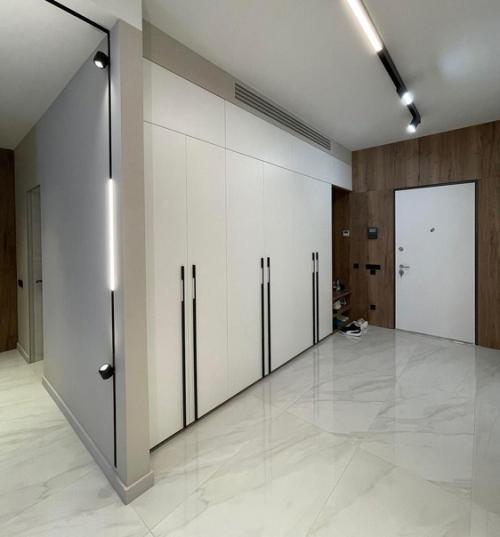 Когда ремонт целый год проходил. 06