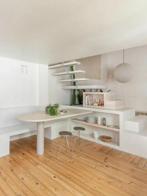 Старая квартира в Барселоне обрела новую жизнь в духе философии ваби - саби, где ценится красота несовершенного. 02