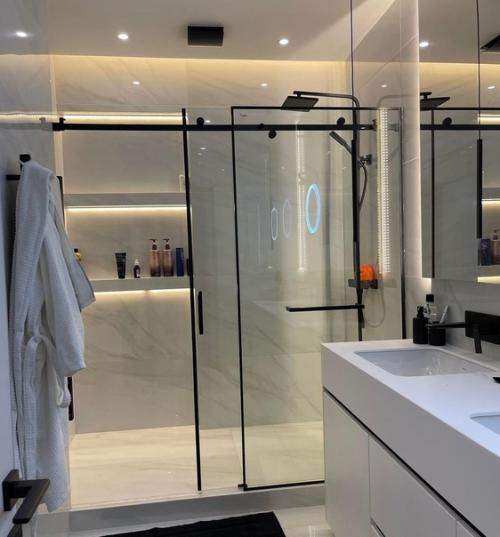 Когда ремонт целый год проходил. 07