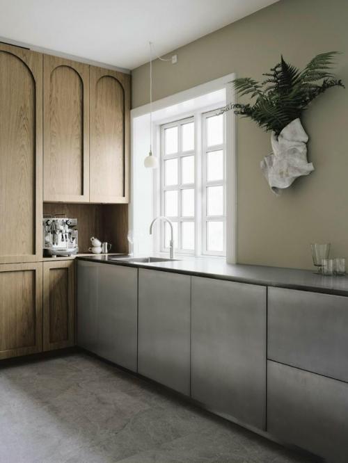 Датский архитектор и художник Александра мадирацца превратила свой дом в хеллерупе, пригороде Копенгагена, в личный манифест. 02