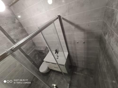 Долгожданный ремонт в ванной муж первый раз делал ремонт, сам как в целом получилось? 02