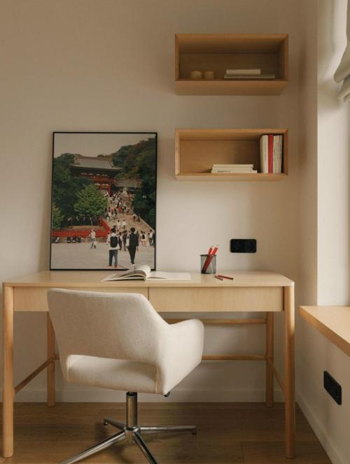 Дизайнер Екатерина Субботина создала спокойный, тёплый интерьер для молодой семьи, вдохновлённый японским опытом заказчиков. 01