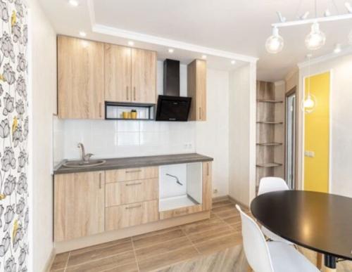 Квартирка студия с отдельной спальней 35 кв. 01