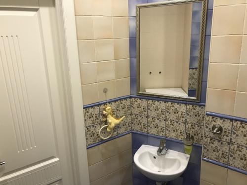 Ещё один ремонт на вашу оценку. 06