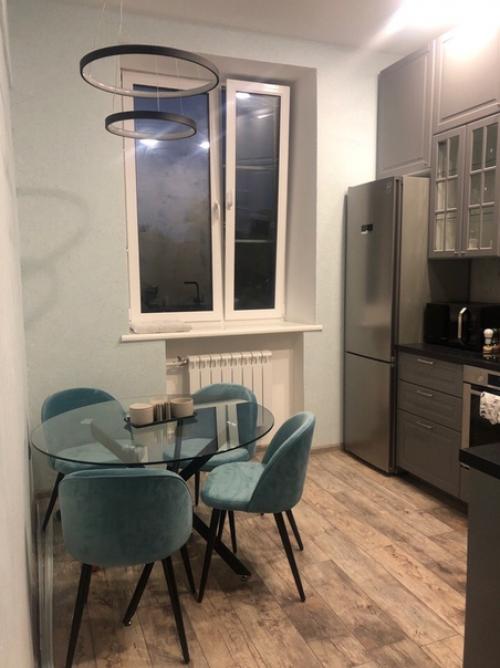 Посоветуйте, какие шторы подойдут. 02