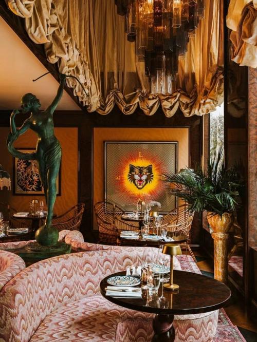 Итальянская эстетика 1970-х в Барселоне: ресторан Gloria Oster a. 03 Итальянская эстетика 1970-х в Барселоне: ресторан Gloria Oster a. 03