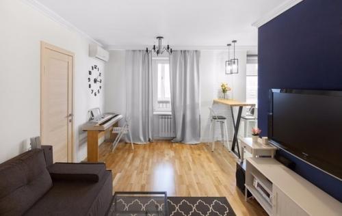 Вот такая переделка на вашу оценку. 04