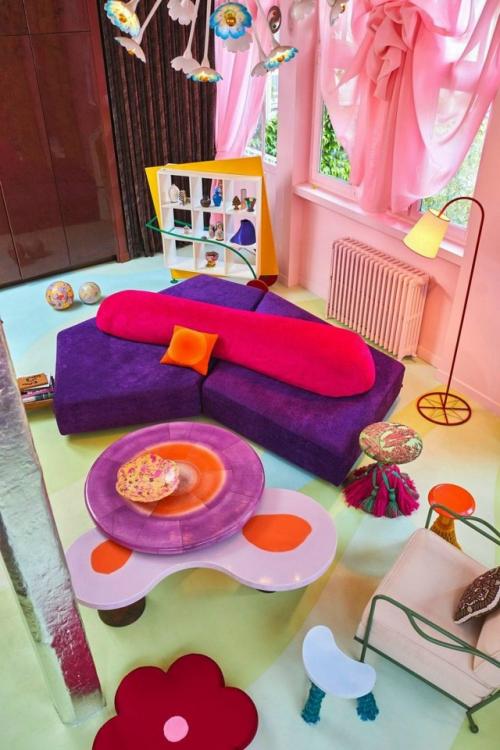 Парижское жилище жюльена себбана - это не просто дом, а полноценный манифест стиля Uchronia. 08