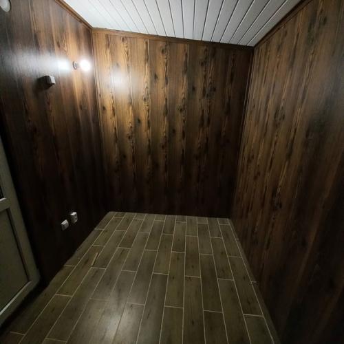 Своими руками, бюджет 25 тысяч, как тепловой карман между улицей и входом в дом. 09