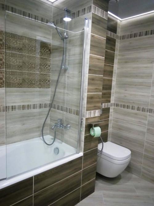 Сделали с напарником санузел в кирпичном доме. 02