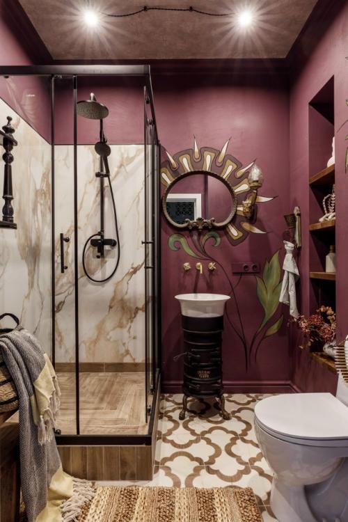 В этой небольшой квартире дизайнер Наталья чопенко объединила яркие детали, смелые решения и предметы с историей. 01