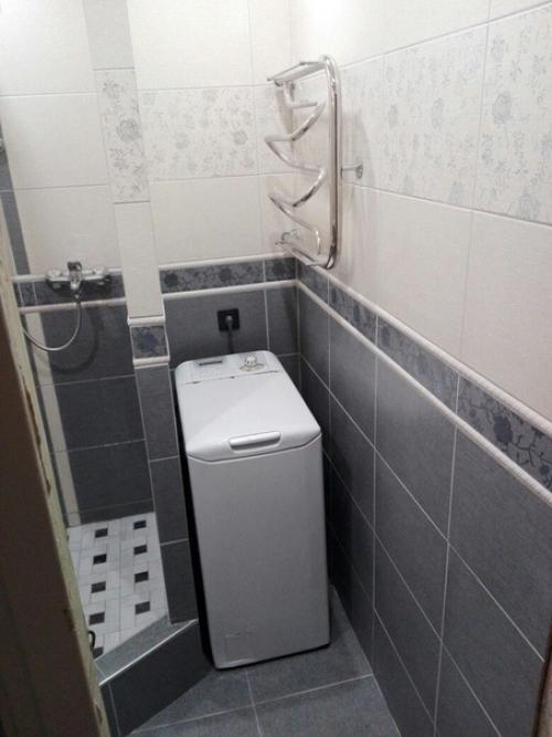 Решили отказаться от ванной, а сделали душевую. 02