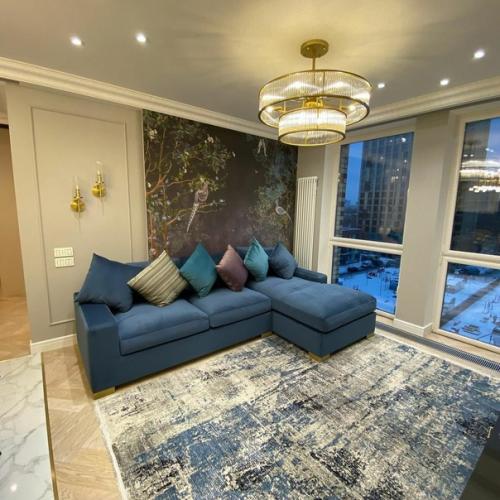 Нескучный интерьер квартиры на ваш суд.