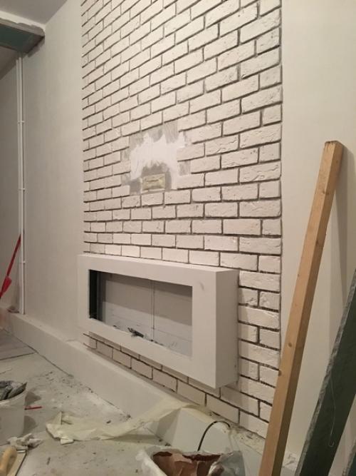 Девушка - умничка!  Ремонтом занимается полностью сама. 01