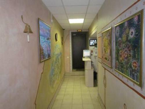 Немного дизайнерской фантазии, и пестрые безвкусные узоры превращаются в современный стиль.