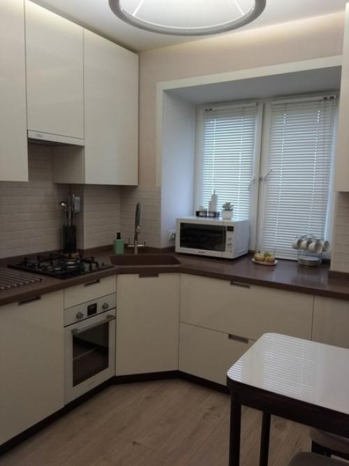 Перепланировка в небольшой кухне. 01