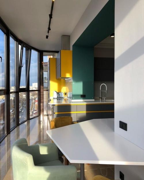 Нестандартный подход к организации интерьера в кухне. 05