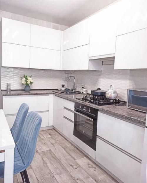 Ну, тут всё решают фонарики. 02