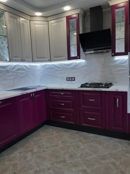 Вот такой нестандартное цветовое решение. 01