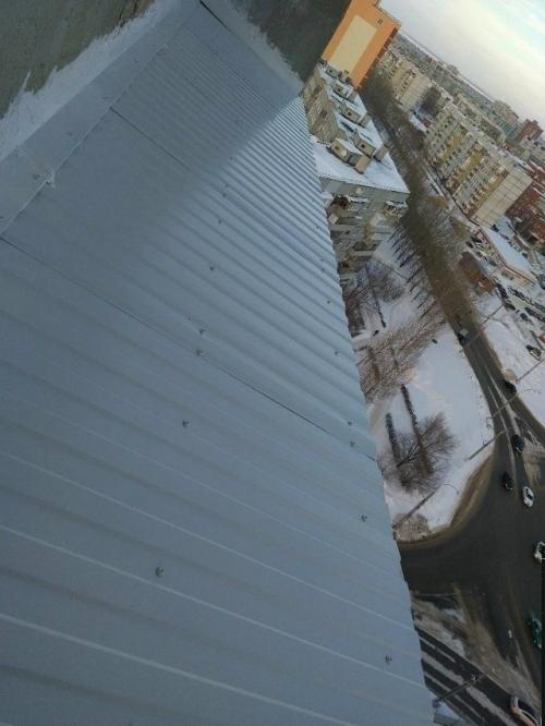 Лоджия готова!  Муж установил стеклопакет, утеплил и сделал теплый пол для комфорта. 01