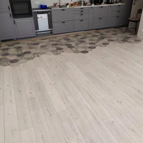 Вот такую красоту сделал на кухне жена придумала. 02