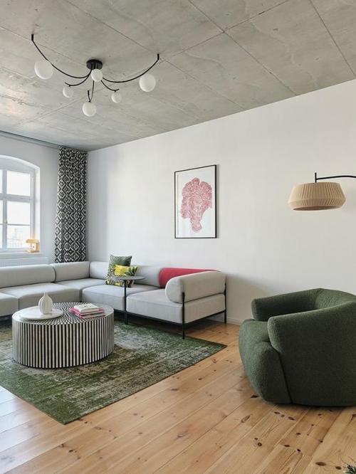 Проект создавался дистанционно - между двумя странами и взглядами на комфорт. 02