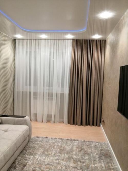 Вот такая гостиная досталась. 01