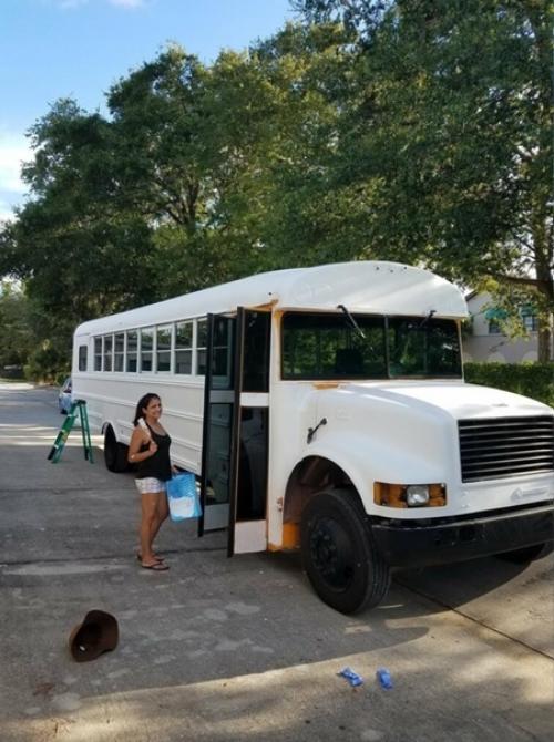 Фантастическая переделка автобуса! 03