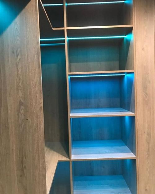 Таким образом, если уж делать гардеробную - то такую! 06