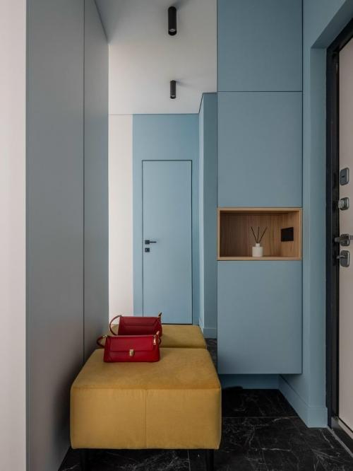 Цветная квартира в Самаре - отличный пример того, как даже жильё для аренды может быть стильным и запоминающимся. 08