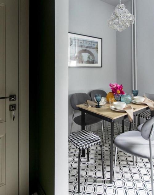 Проект этой квартиры для посуточной аренды разрабатывался. 02