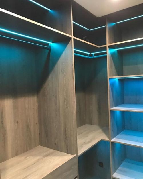 Таким образом, если уж делать гардеробную - то такую! 05