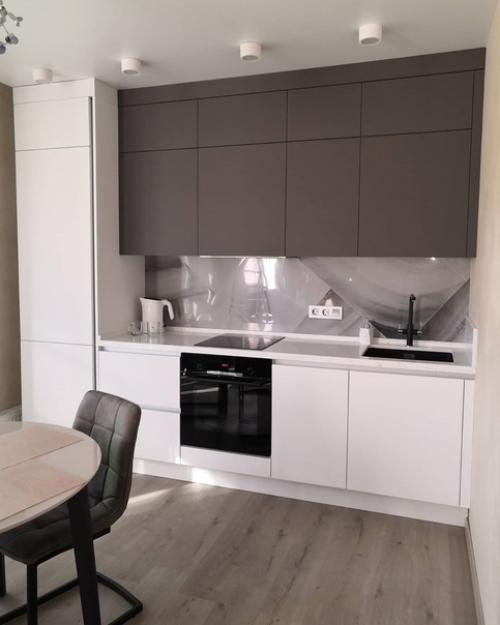 Строгая лаконичная кухня без лишних деталей. 02