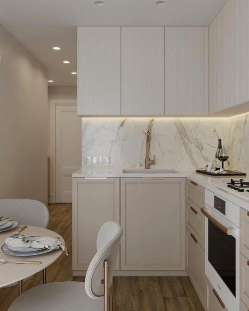 Красиво, сдержанно.  Но как-то скучновато. 01