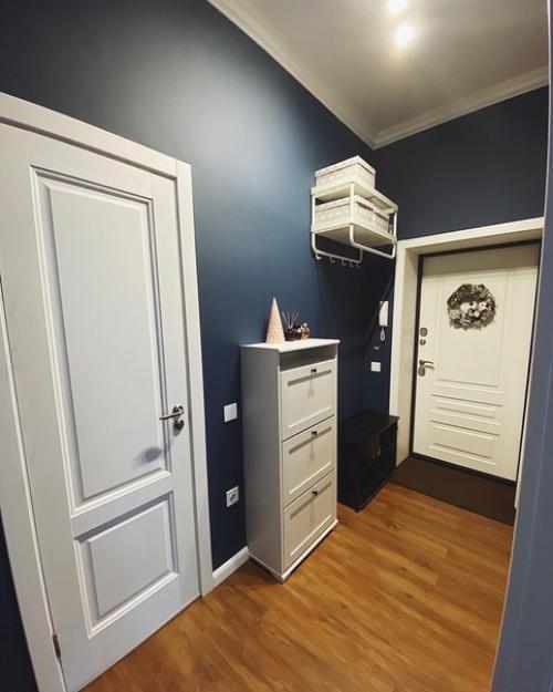 Доделали ремонт в прихожей. 03