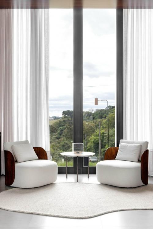 Свет, воздух и природа здесь - главные герои. 01