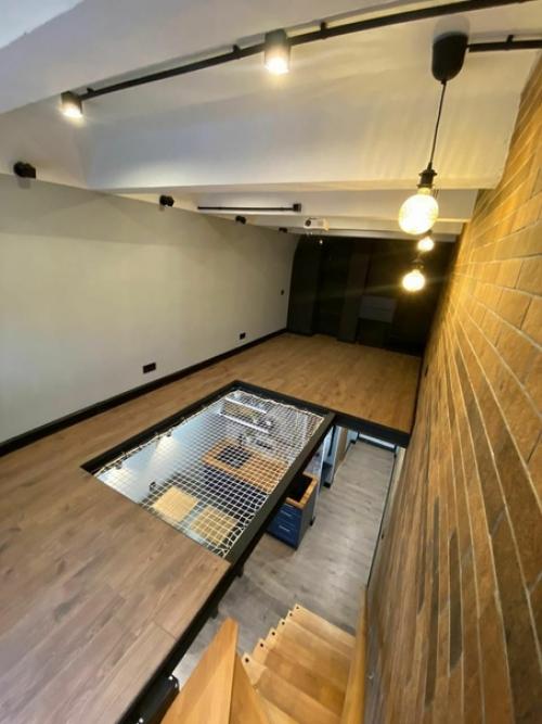 Двухуровневая квартира - студия. 02