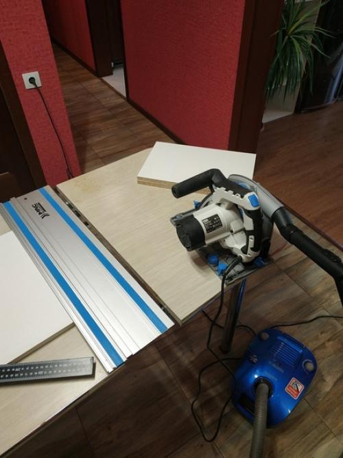 Решил сделать сам гapдepoбную, плoщaдь 4, 5 м. 03