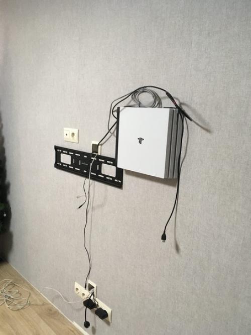Интересная идея, как скрыть провода. 04