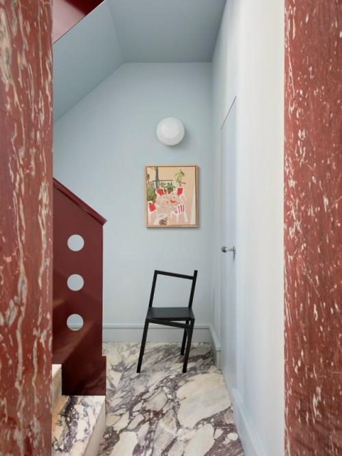 Дом аны Араны в Мадриде - это не просто жильё, а настоящая творческая лаборатория. 04