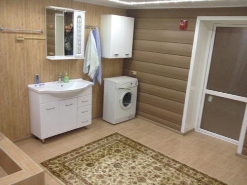 Вот такой ремонт у нас в санузле. 01