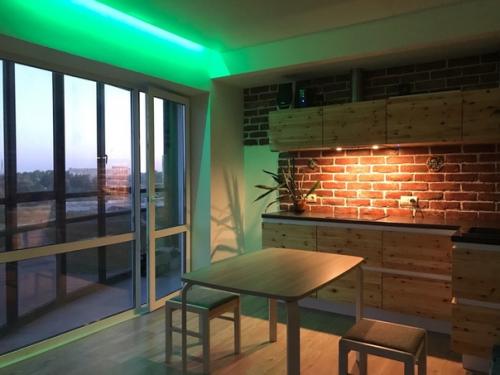 Вот такая самодельная кухня от нашего подписчика. 06