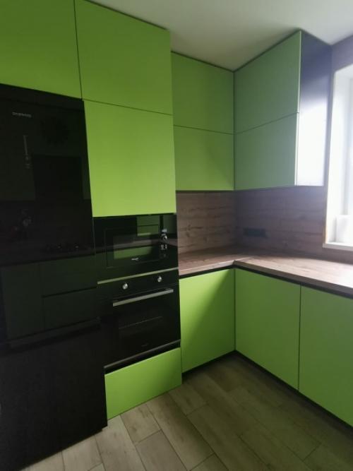 Наш подписчик своим ремонтом на даче делится. 02