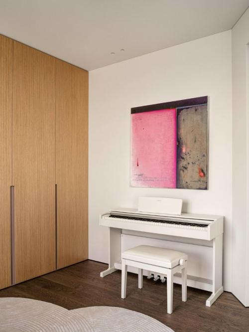 Проект от Planka Buro - пример того, как можно объединить эстетику, функциональность и гармонию с природой в большом городском пространстве. 01