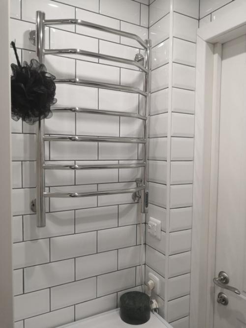 Анон!  Промахнулась с плиткой на полу, в интерьере оказался слишком Тёплым оттенком. 06