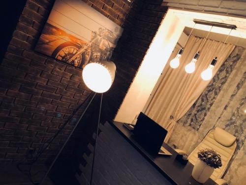 Ремонту 7 лет, решил убрать ниши, сменить обои. 03